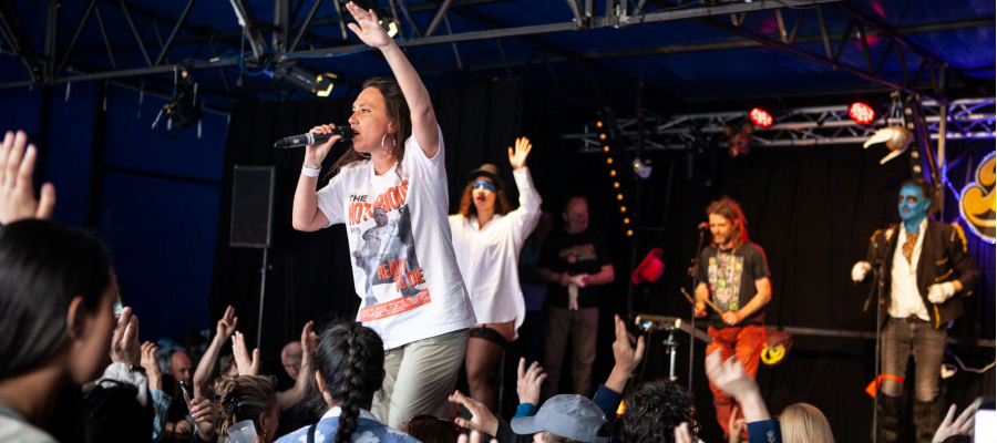 VITALSKI'S GROOTSTE REVUE